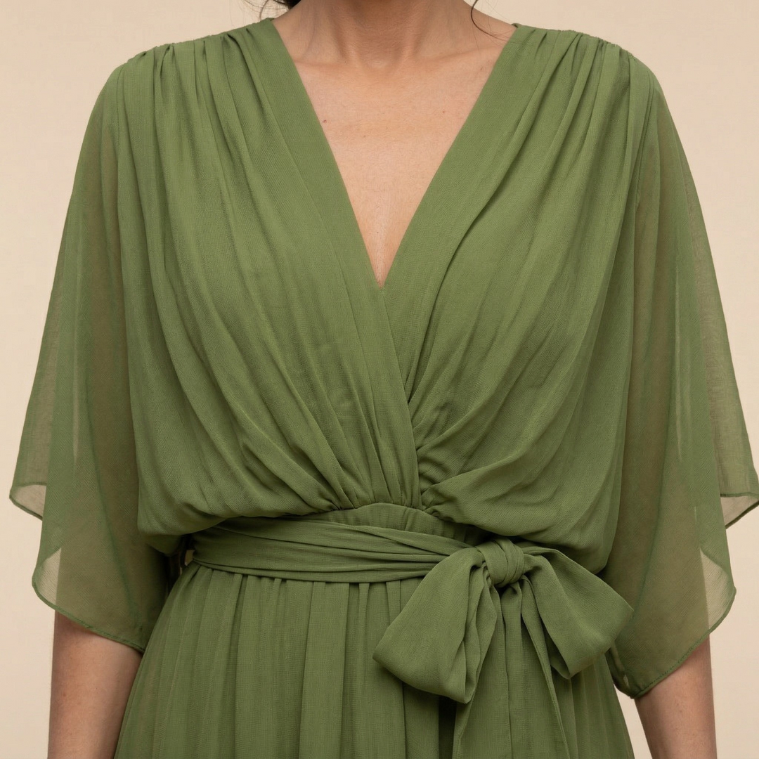 Mia | ELEGANT V-NECK MAXI DRESS