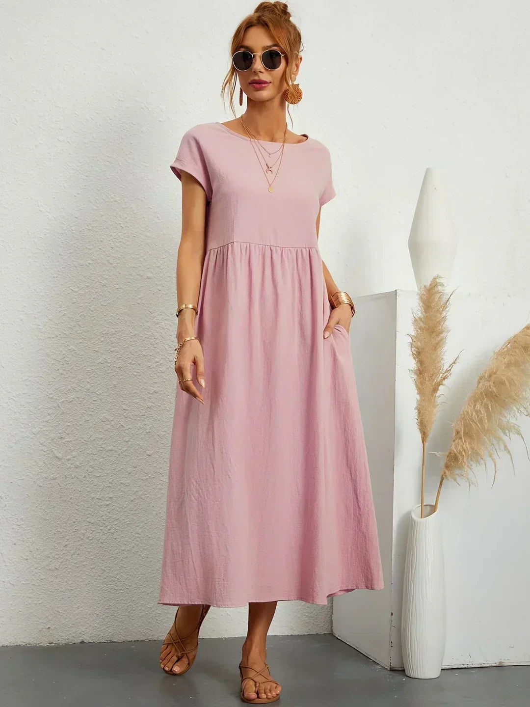 Amira | Elegant Midi Dress with Timeless Design