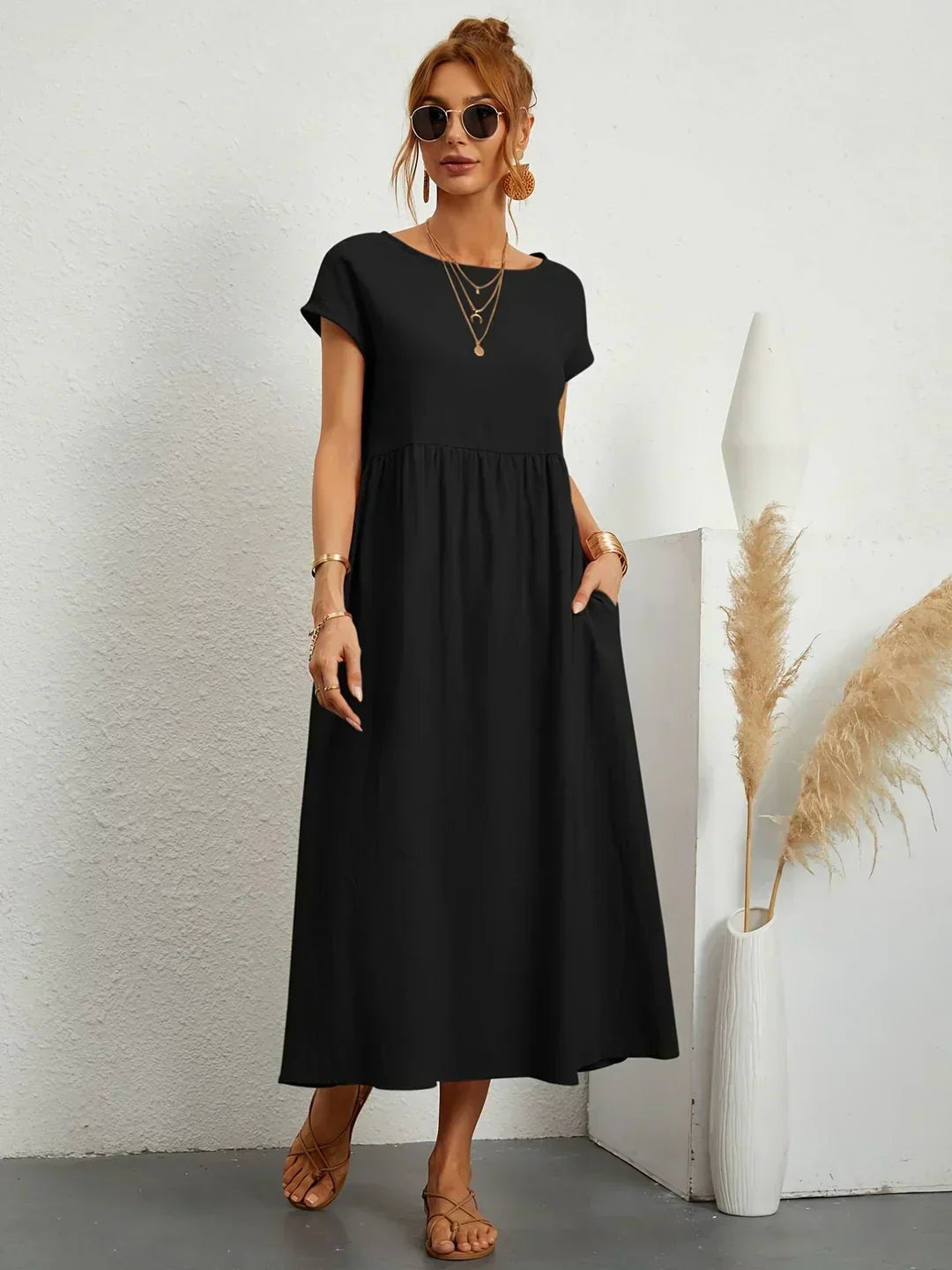 Amira | Elegant Midi Dress with Timeless Design